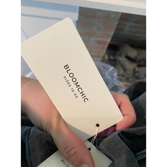 NWT BLOOMCHIC Womens Plus Size Dark Grey Tailored One Button Blazer 22-24 Plus - Picture 7 of 8